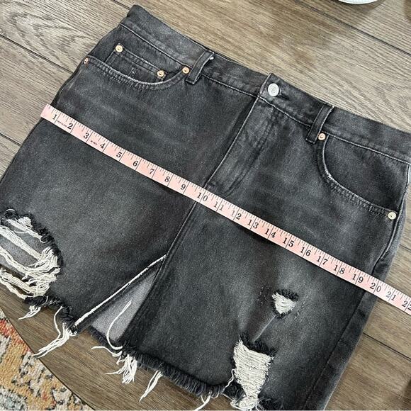 We the free denim distressed skirt womens size 31 - Picture 4 of 11